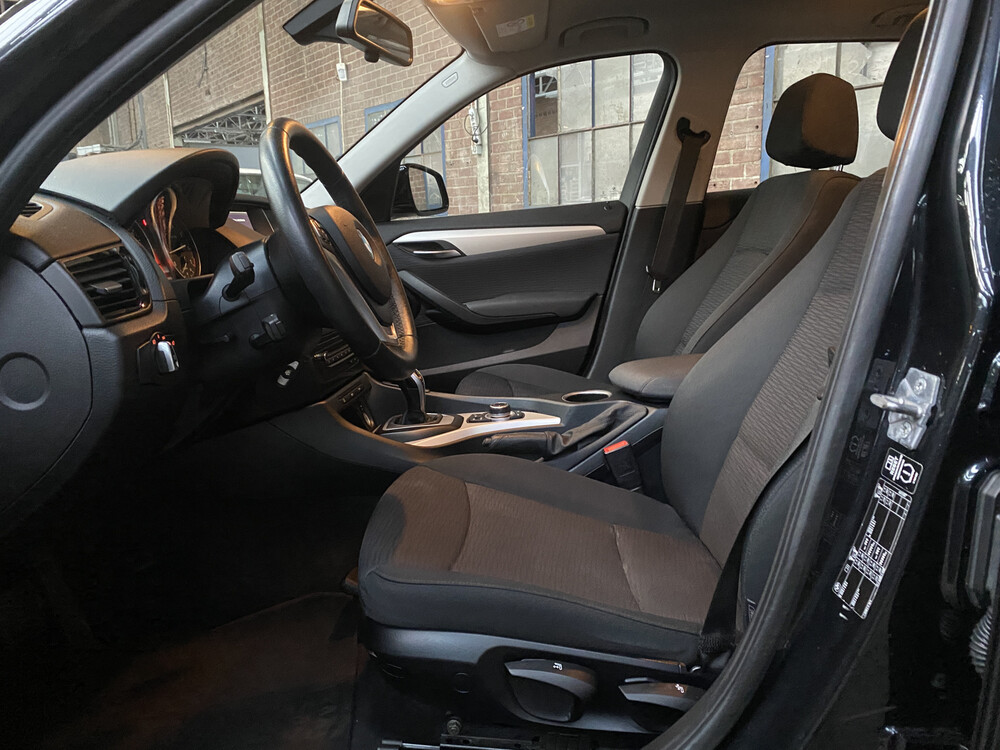 BMW X1 sDrive20i Limited Series 2014 184hp -Orig. NL-, 8-TPH-66