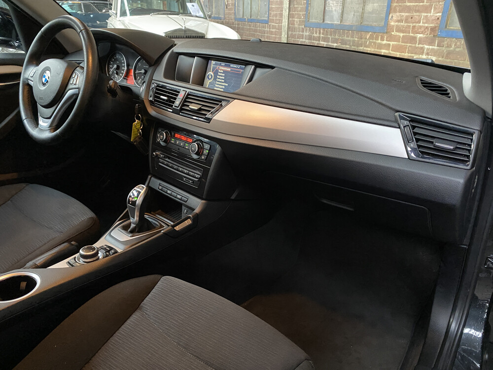 BMW X1 sDrive20i Limited Series 2014 184hp -Orig. NL-, 8-TPH-66