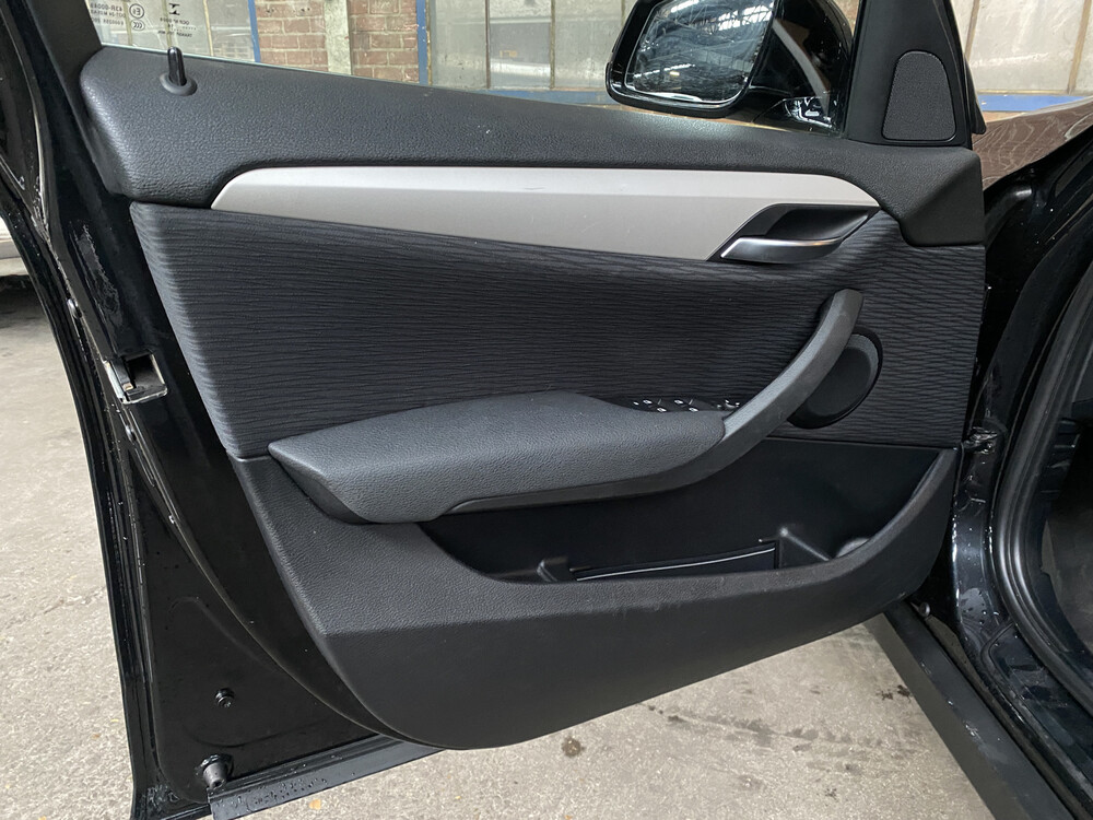 BMW X1 sDrive20i Limited Series 2014 184hp -Orig. NL-, 8-TPH-66