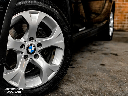 BMW X1 sDrive20i Limited Series 2014 184hp -Orig. NL-, 8-TPH-66
