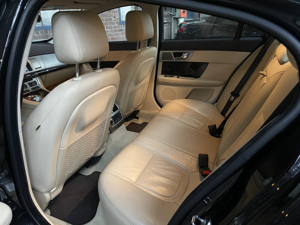 Jaguar XF 3.0 V6 340PS 2013 -Ursprünglich. NL-, 7-KXK-58