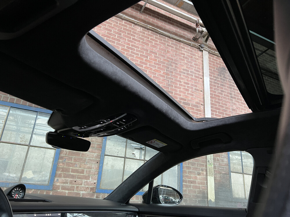 Porsche Panamera Turbo Sport Turismo 4.0 V8 NIEUW-MODEL 549pk 2018 SportChrono, NL-kenteken