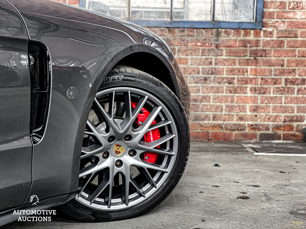 Porsche Panamera Turbo Sport Turismo 4.0 V8 NIEUW-MODEL 549pk 2018 SportChrono, NL-kenteken