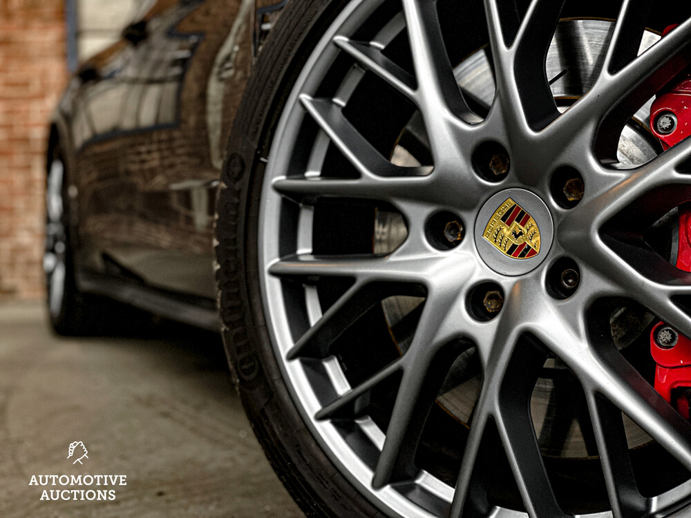 Porsche Panamera Turbo Sport Turismo 4.0 V8 NIEUW-MODEL 549pk 2018 SportChrono, NL-kenteken