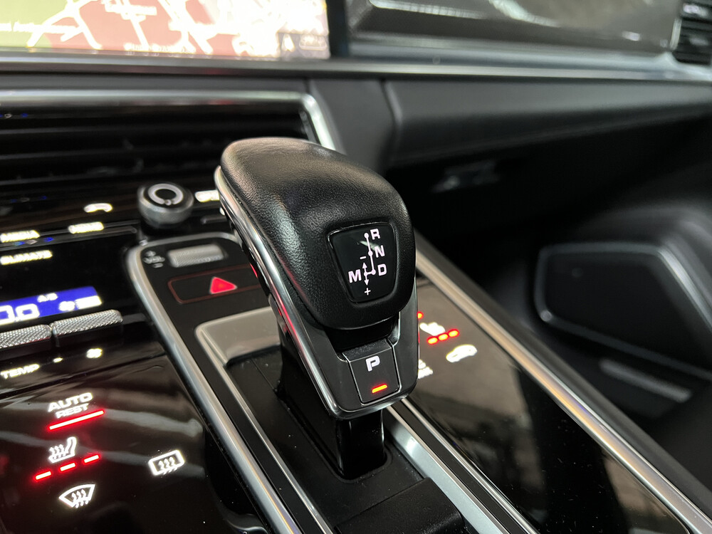 Porsche Panamera Turbo Sport Turismo 4.0 V8 NIEUW-MODEL 549pk 2018 SportChrono, NL-kenteken