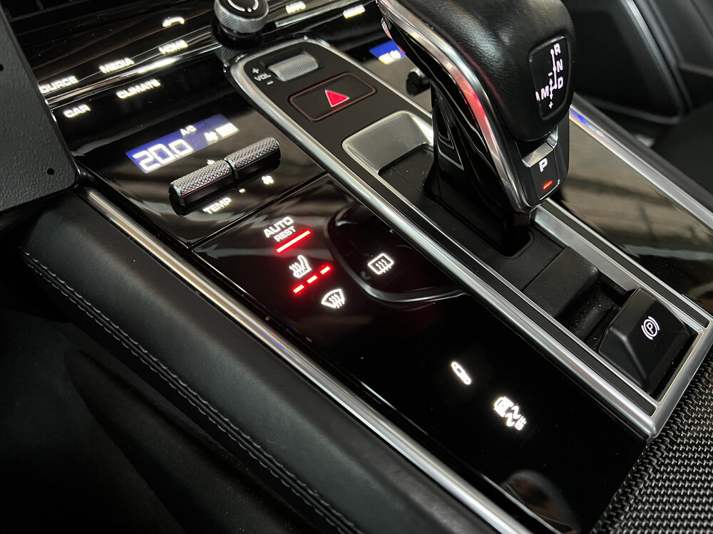 Porsche Panamera Turbo Sport Turismo 4.0 V8 NIEUW-MODEL 549pk 2018 SportChrono, NL-kenteken