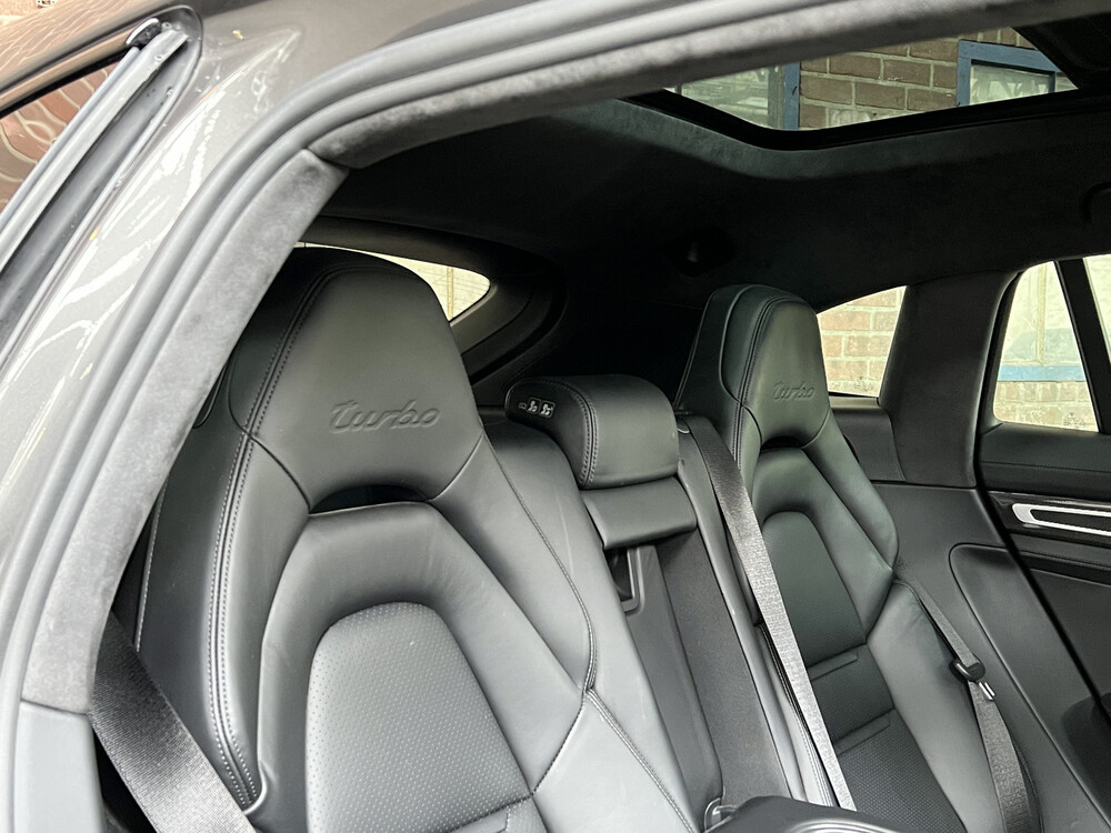 Porsche Panamera Turbo Sport Turismo 4.0 V8 NIEUW-MODEL 549pk 2018 SportChrono, NL-kenteken