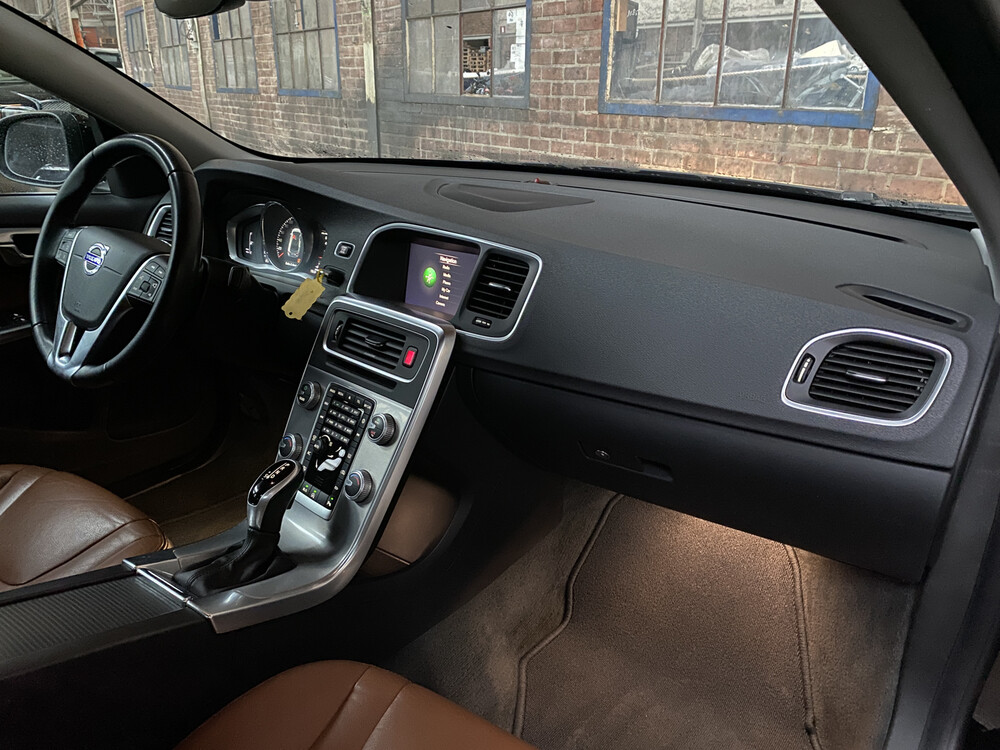 Volvo S60 T5 245 PS, 2017.