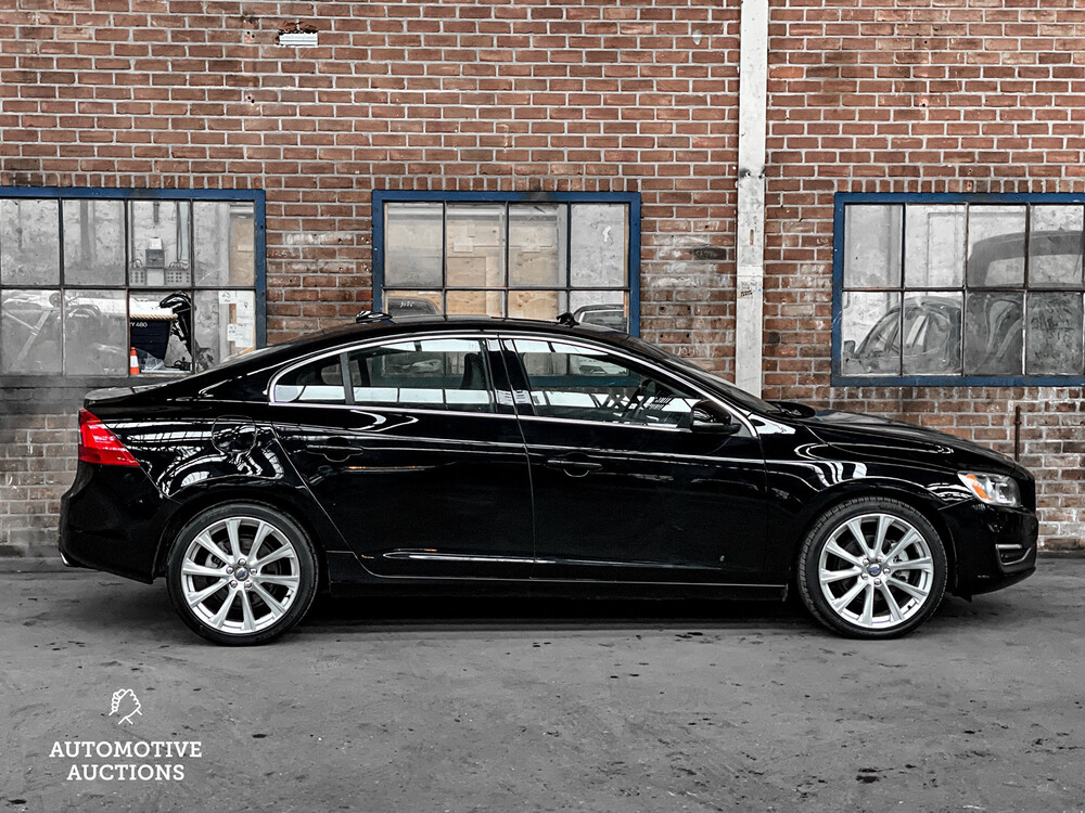 Volvo S60 T5 245 PS, 2017.