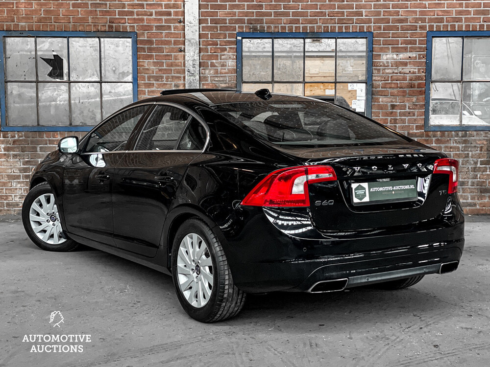 Volvo S60 T5 245 PS, 2015.