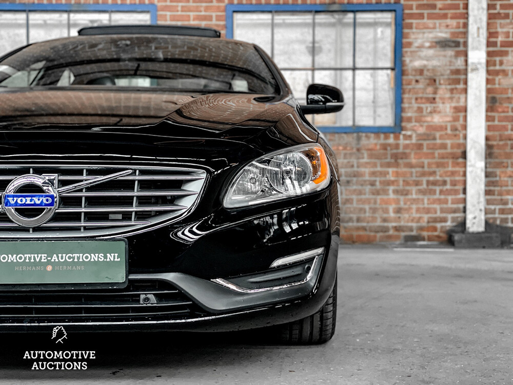 Volvo S60 T5 245 PS, 2015.