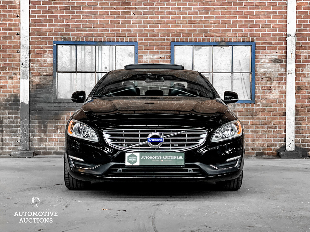 Volvo S60 T5 245 PS, 2015.