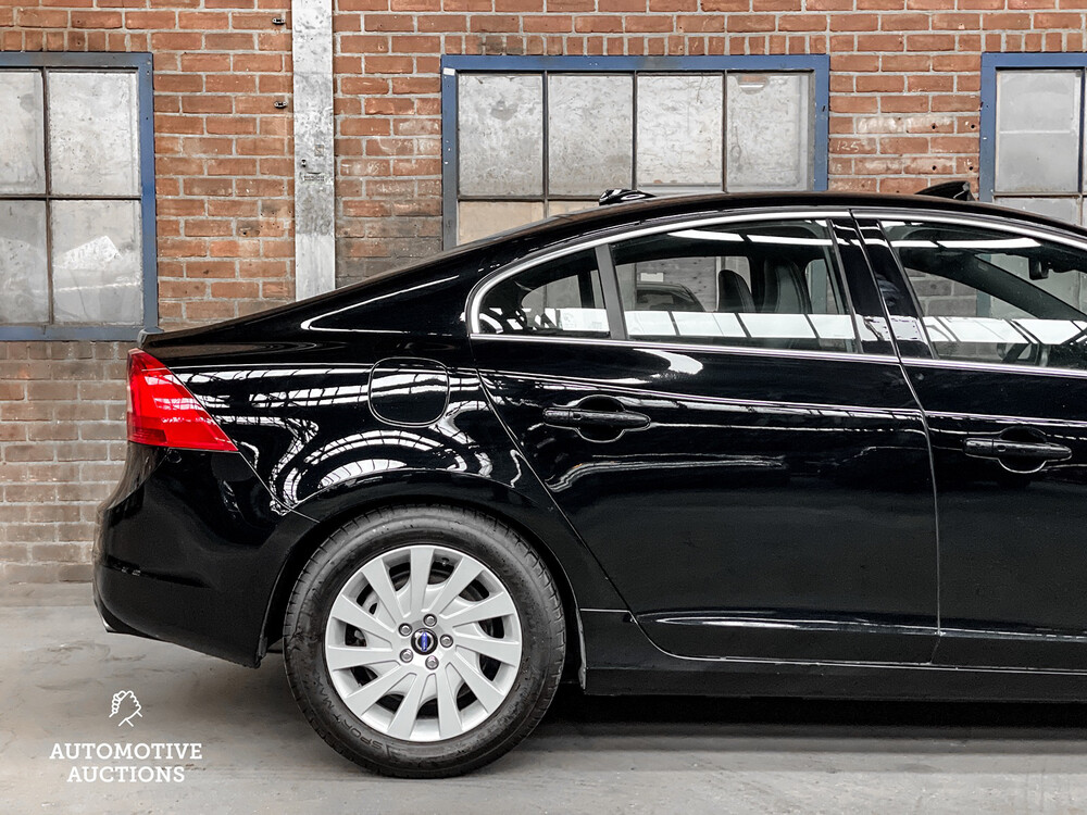 Volvo S60 T5 245 PS, 2015.