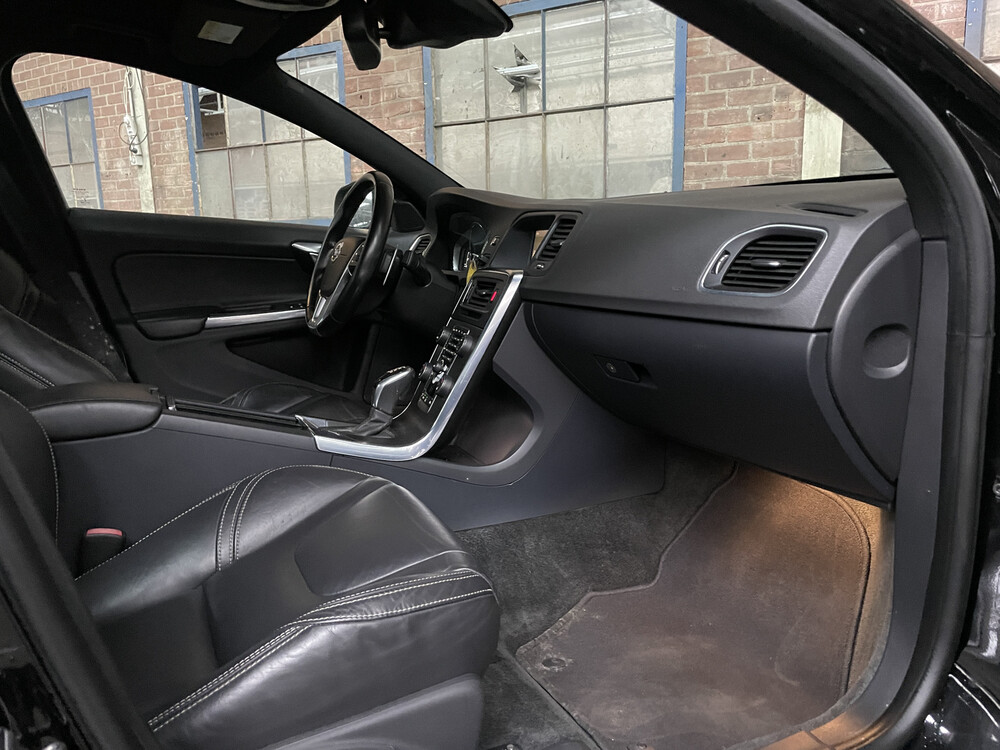 Volvo S60 T5 245 PS, 2015.