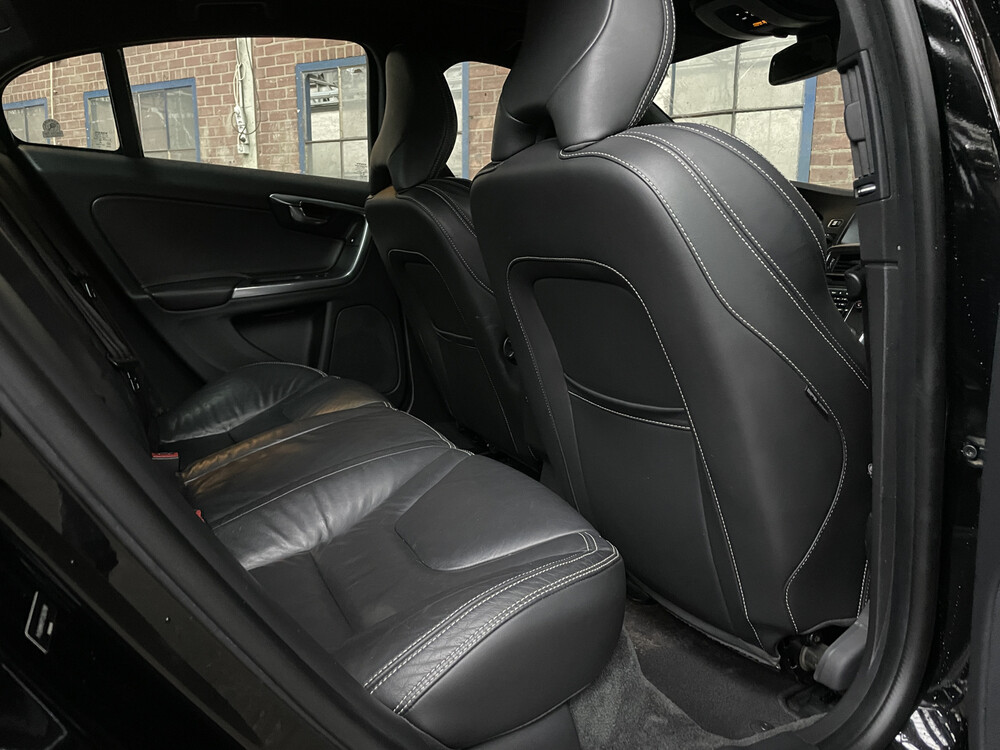 Volvo S60 T5 245 PS, 2015.