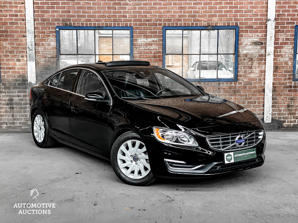 Volvo S60 T5 245 PS, 2015.
