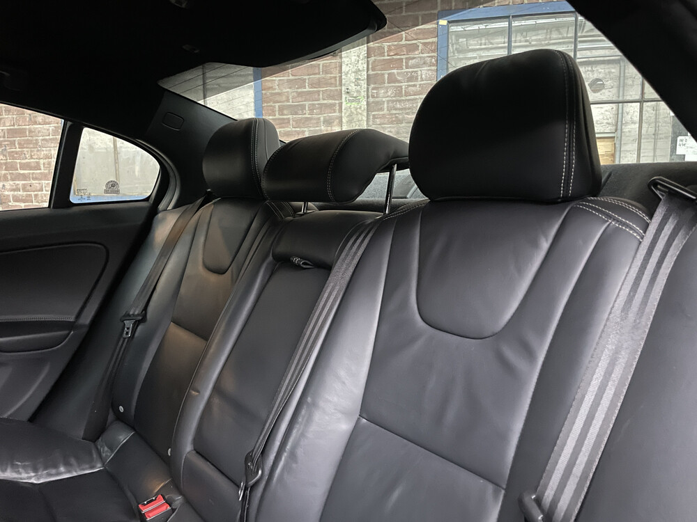 Volvo S60 T5 245 PS, 2015.