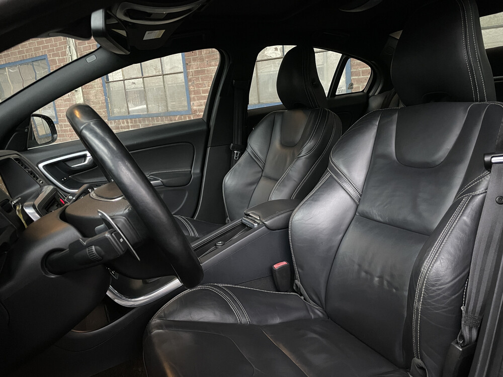 Volvo S60 T5 245 PS, 2015.