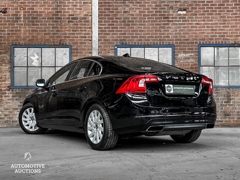 Volvo S60 T5 245 PS, 2015.