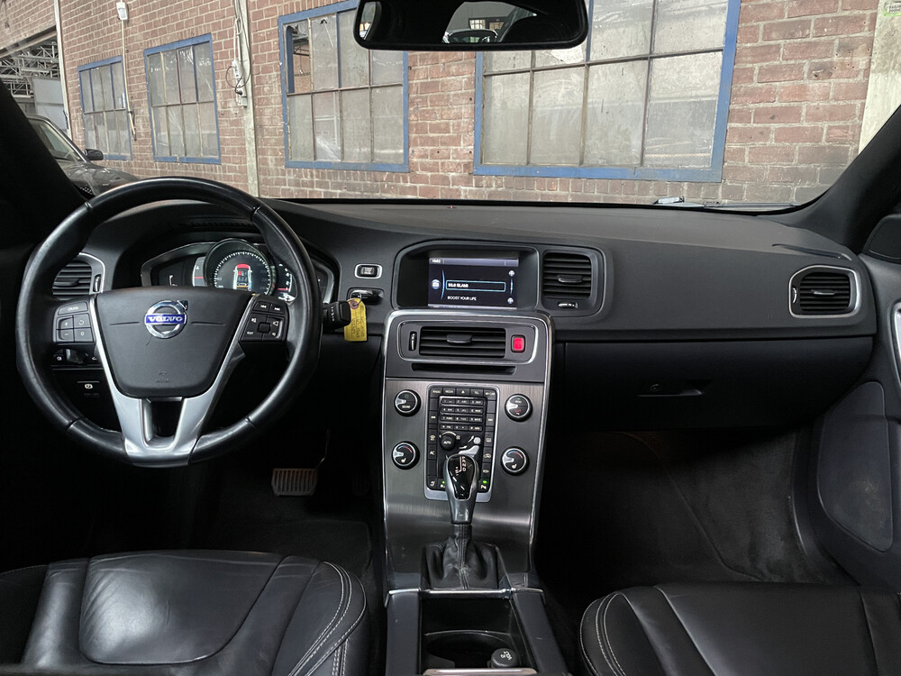 Volvo S60 T5 245 PS, 2015.