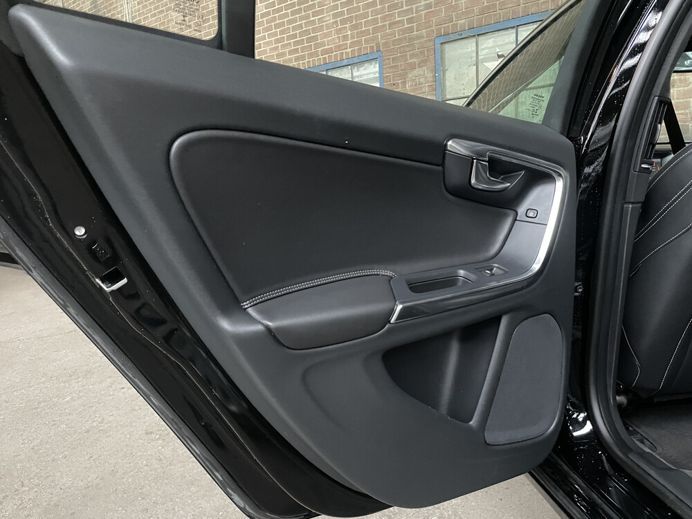 Volvo S60 T5 245 PS, 2015.