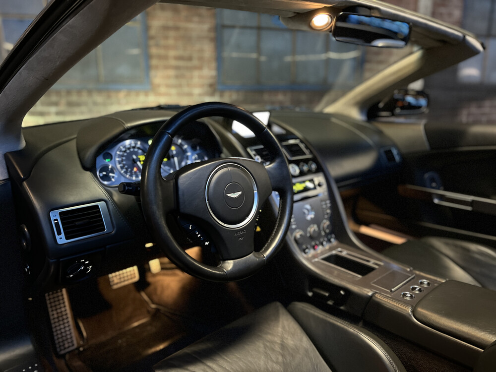 Aston Martin DB9 Volante 6.0 V12 Touchtronic 457hp 2005, J-272-VH