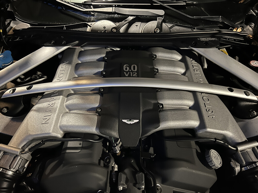 Aston Martin DB9 Volante 6.0 V12 Touchtronic 457hp 2005, J-272-VH