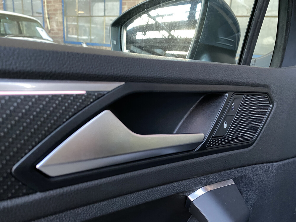 Volkswagen Tiguan R-Line TSI Life Business 150PS 2021 -Herstellergarantie-, L-969-ZS