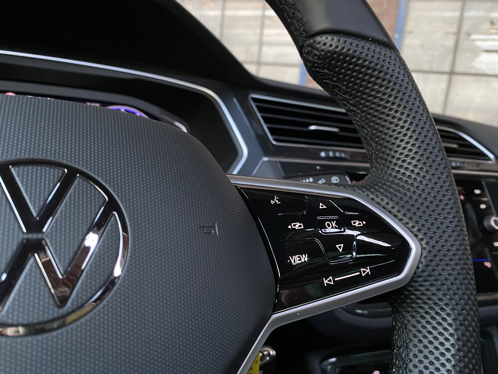 Volkswagen Tiguan R-Line TSI Life Business 150PS 2021 -Herstellergarantie-, L-969-ZS