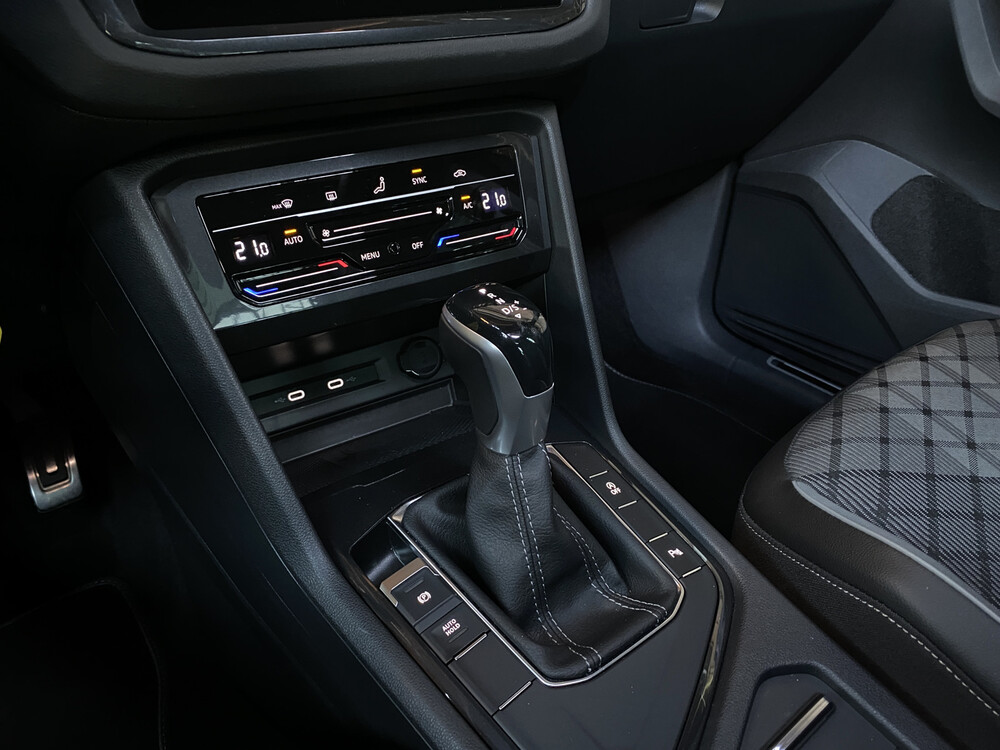 Volkswagen Tiguan R-Line TSI Life Business 150PS 2021 -Herstellergarantie-, L-969-ZS