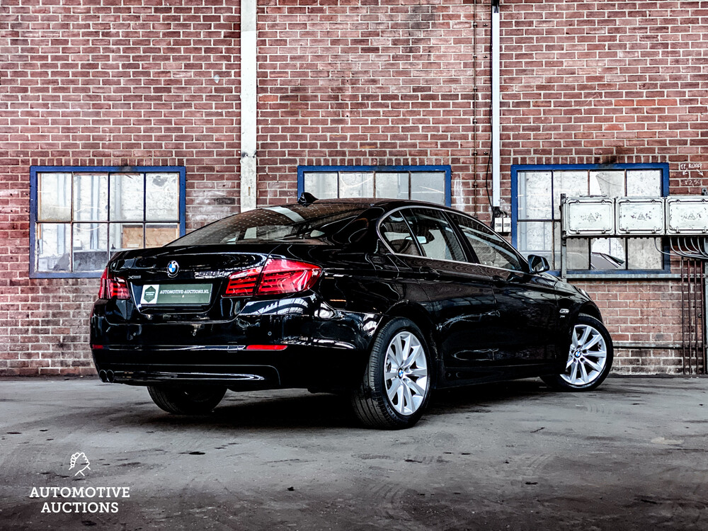 BMW 528i High Executive 258 PS 2010 5er Serie, 56-SJJ-1.