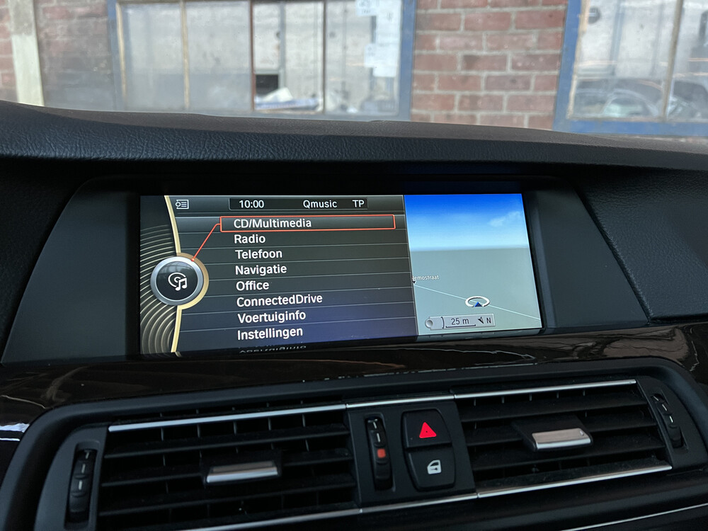 BMW 528i High Executive 258 PS 2010 5er Serie, 56-SJJ-1.