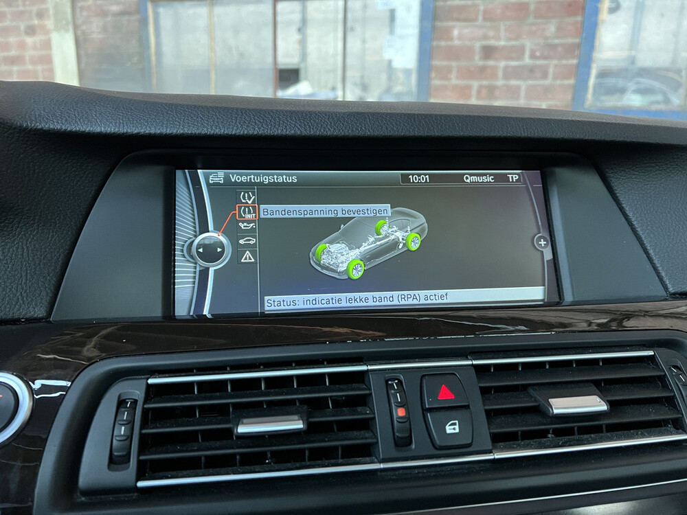 BMW 528i High Executive 258 PS 2010 5er Serie, 56-SJJ-1.