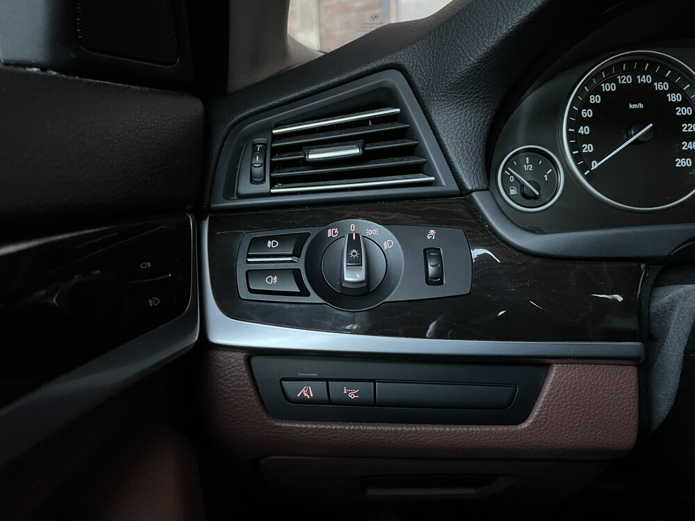 BMW 528i High Executive 258 PS 2010 5er Serie, 56-SJJ-1.