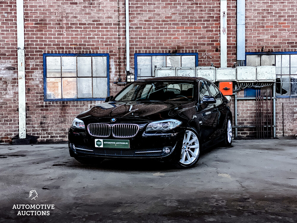 BMW 528i High Executive 258 PS 2010 5er Serie, 56-SJJ-1.