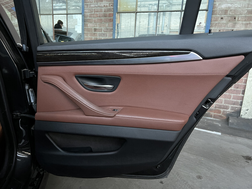 BMW 528i High Executive 258 PS 2010 5er Serie, 56-SJJ-1.