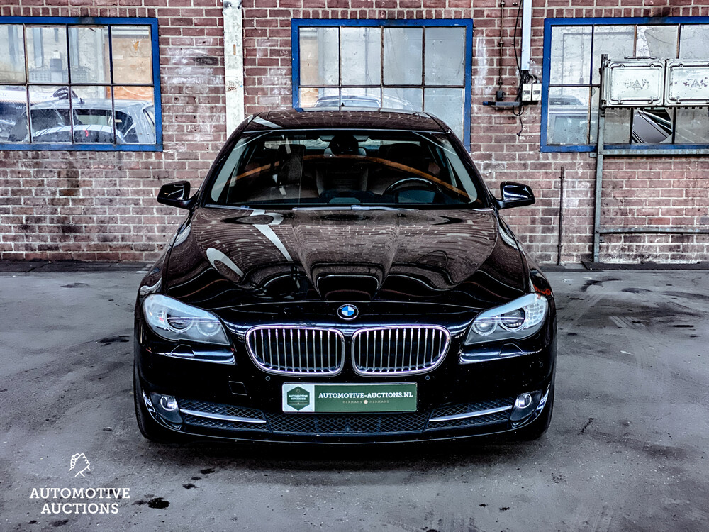 BMW 528i High Executive 258 PS 2010 5er Serie, 56-SJJ-1.
