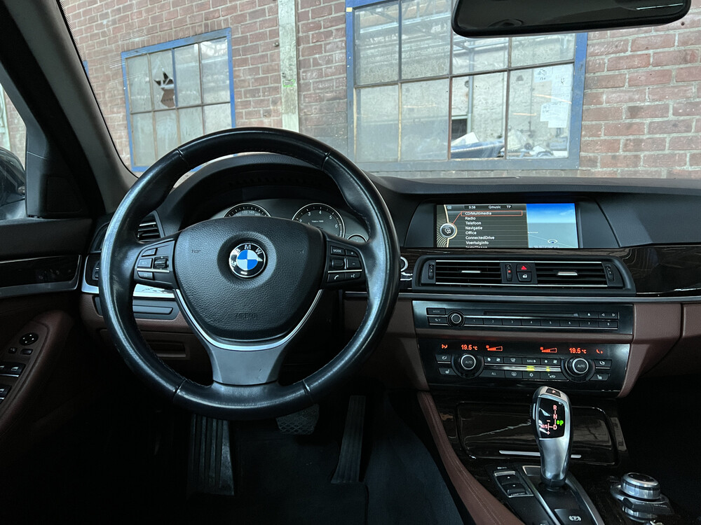BMW 528i High Executive 258 PS 2010 5er Serie, 56-SJJ-1.