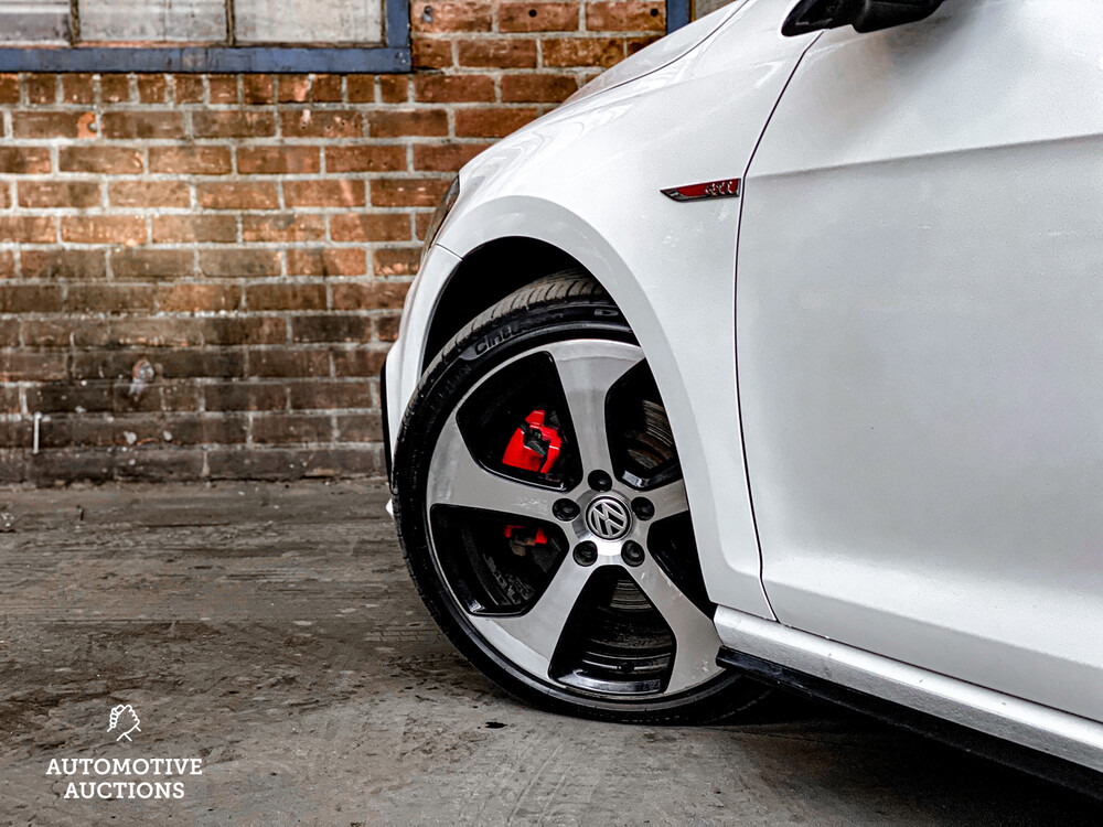 Volkswagen Golf GTI S VII 265PS 2018