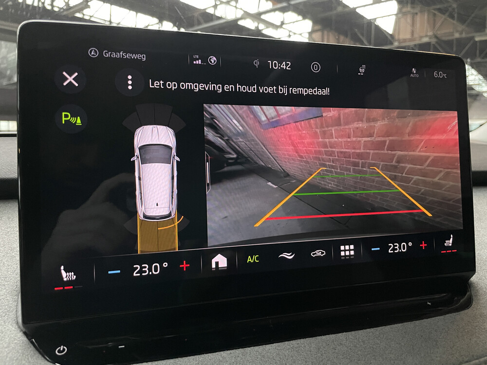 Skoda Enyaq iV 60 179PS 2021 -Herstellergarantie-