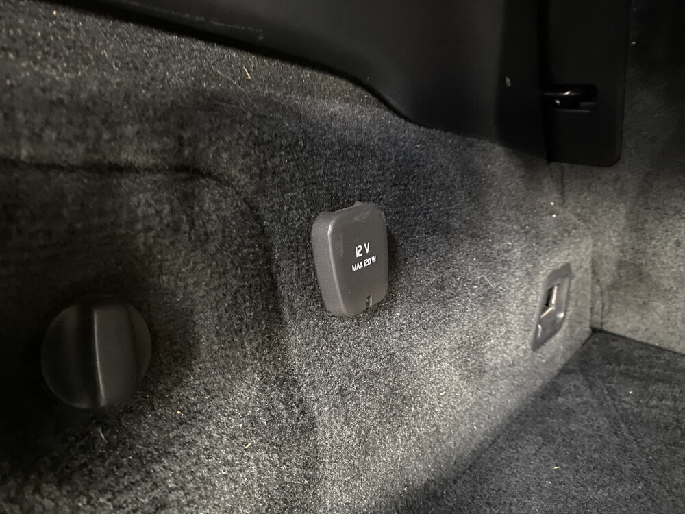 Volvo V60 D6 AWD Plug-In Hybrid Summen 215PS 2013 -Orig NL-, 4-SKK-23