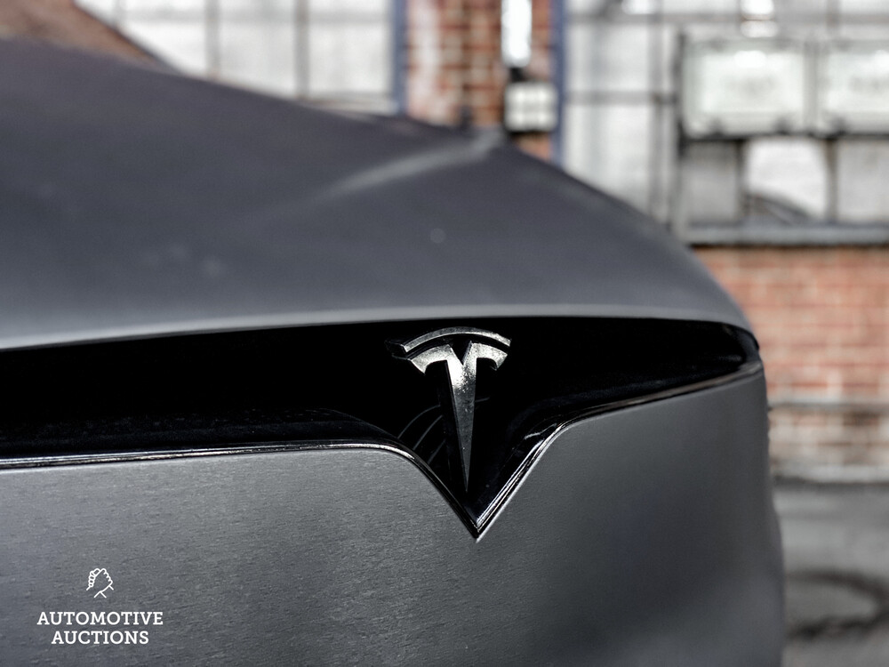 Tesla Model X 100D 417PS 2018, TP-965-P