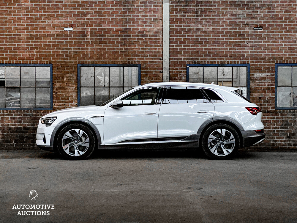 Audi e-tron 55 Quattro Advanced Pro Line 360PS 2018, J-696-RZ