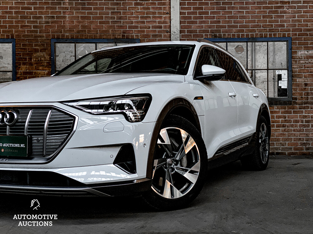 Audi e-tron 55 Quattro Advanced Pro Line 360PS 2018, J-696-RZ