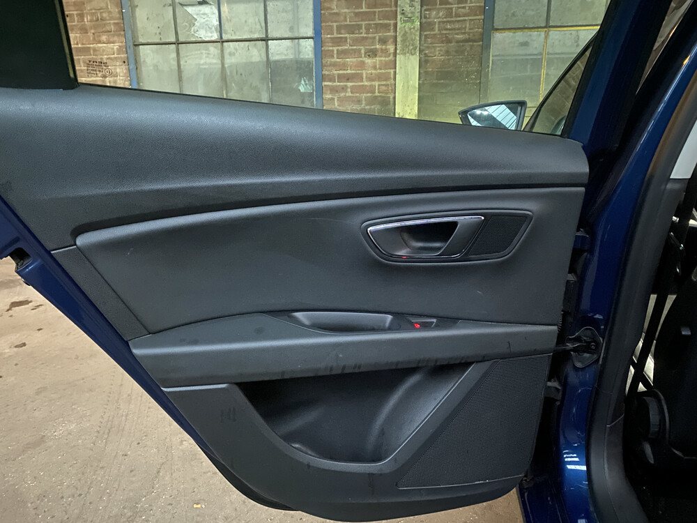 Seat Leon ST 1.6 Style Business 2015, TN-748-L