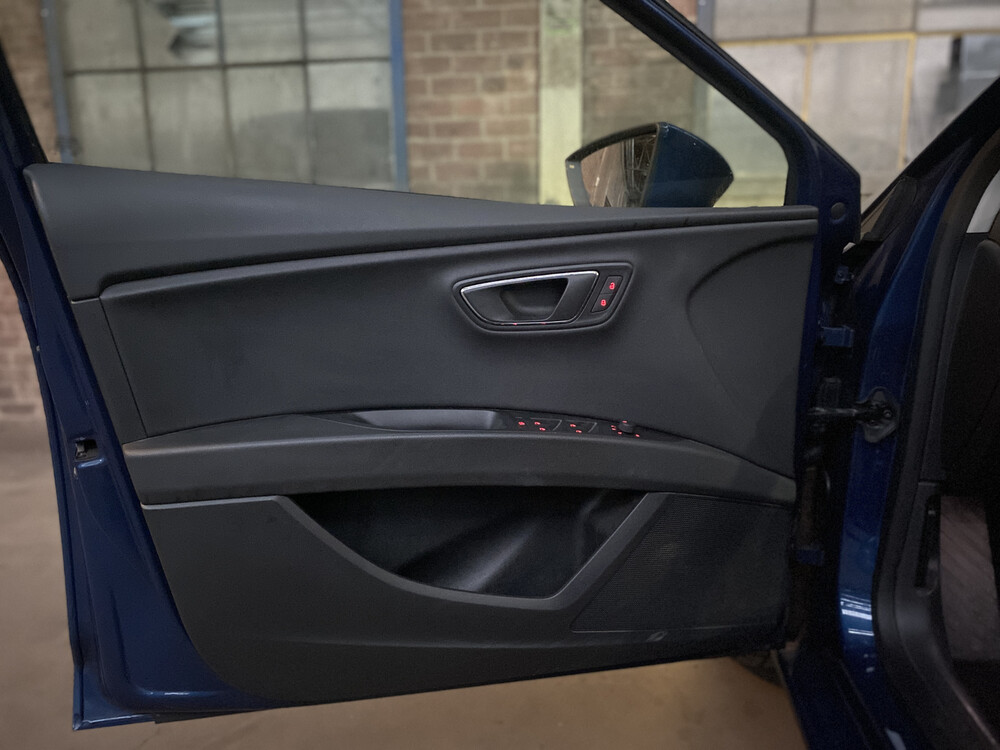 Seat Leon ST 1.6 Style Business 2015, TN-748-L