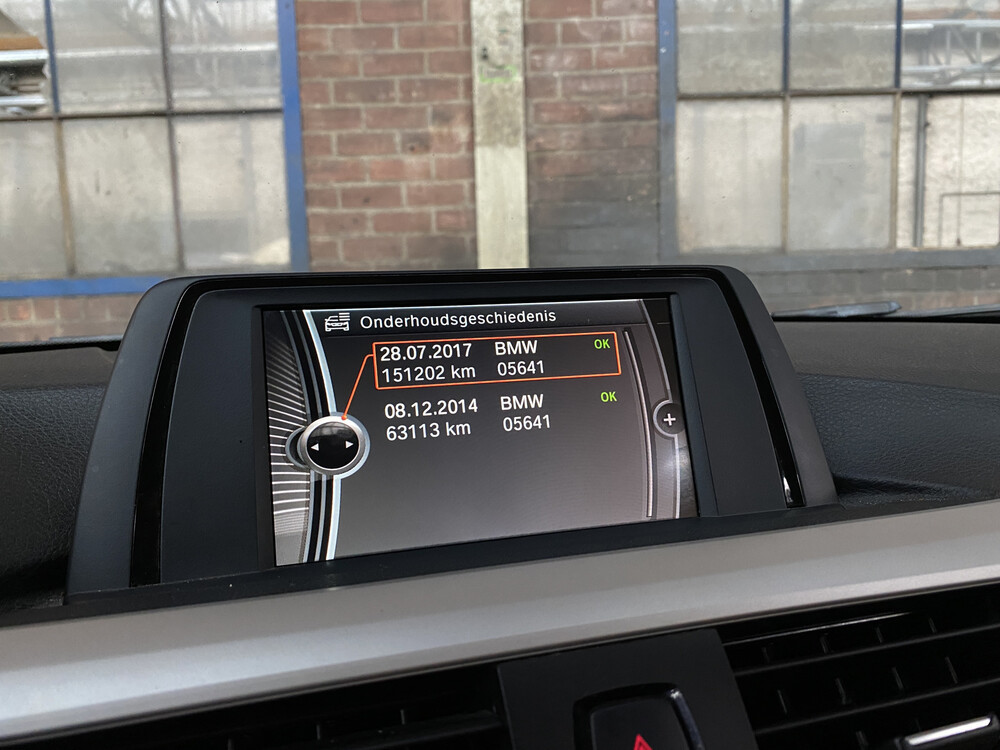 BMW 318d Touring High Executive 3er 136PS 2013, PV-088-R