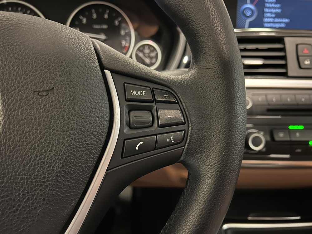 BMW 320i Touring Upgrade Edition 3er 184PS 2013, 76-ZVN-2