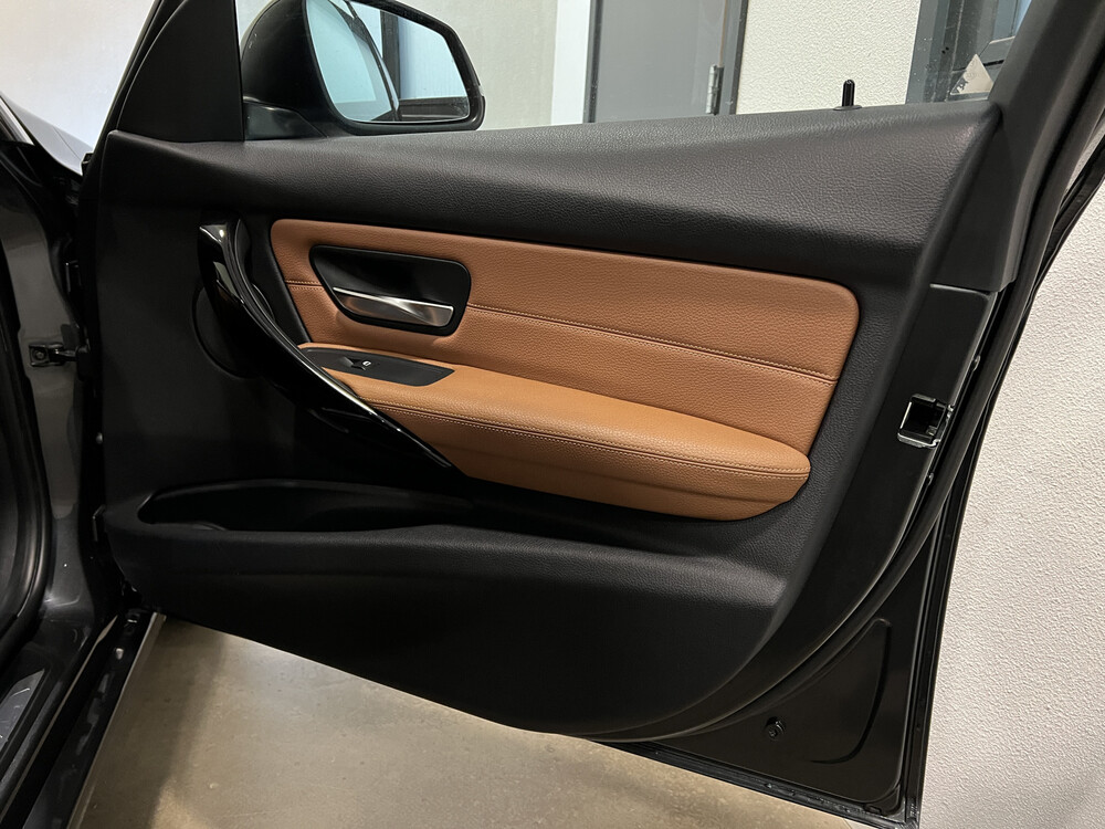 BMW 320i Touring Upgrade Edition 3er 184PS 2013, 76-ZVN-2