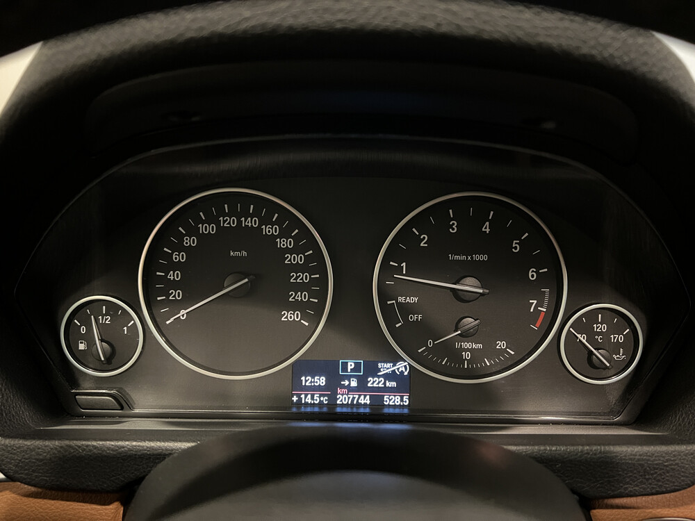 BMW 320i Touring Upgrade Edition 3er 184PS 2013, 76-ZVN-2